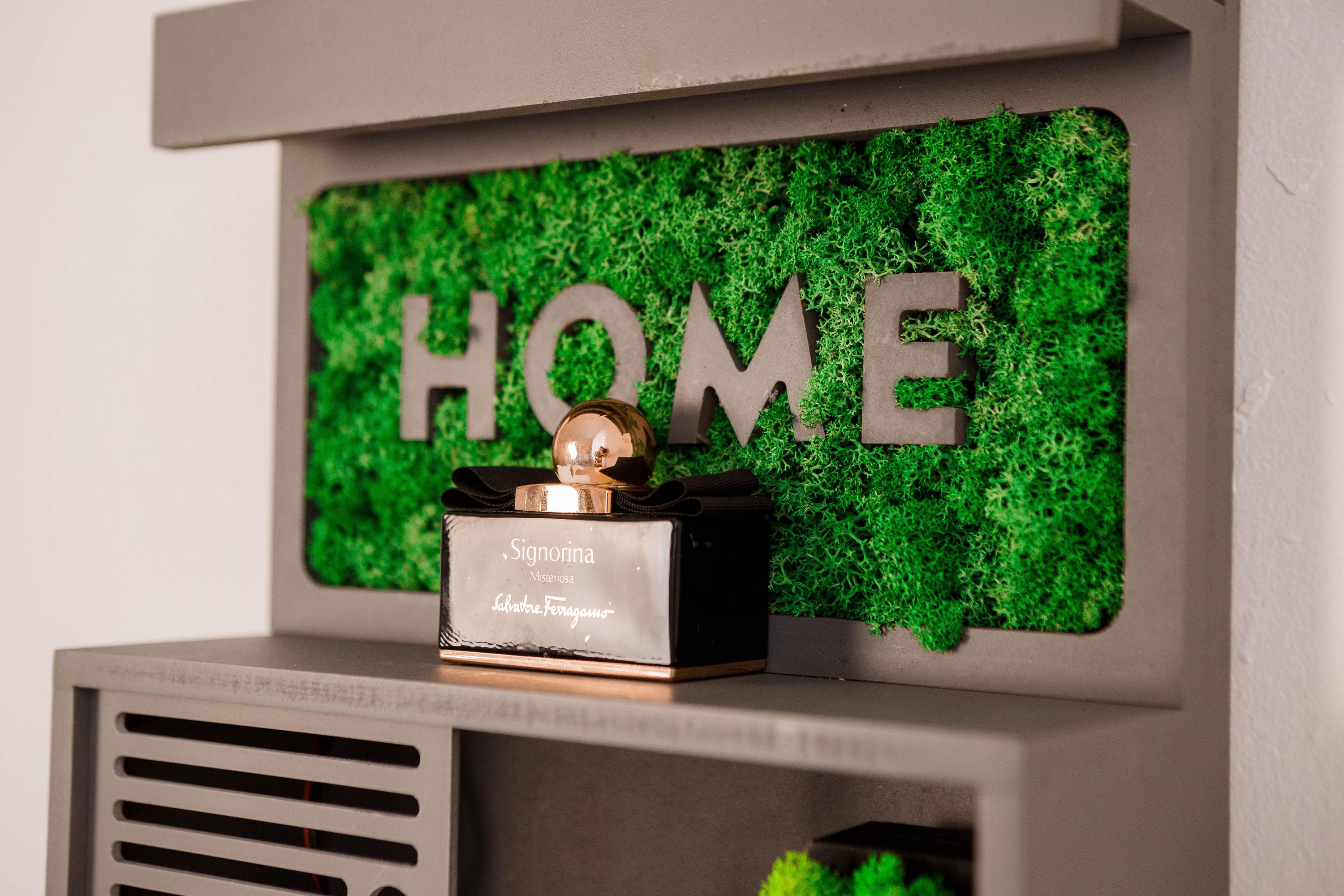 Moss Wall Key Holder with Shelf | Modern Entryway Organizer | Eco Friendly Home Decor